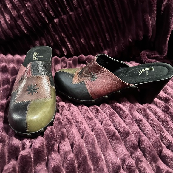 Women's White Mtn Leather Multicolor Patchwork Clogs Size 6M - Picture 3 of 9